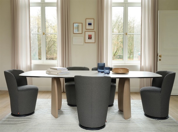 Mobitec asymmetrische tafel Dolmen (met visgraatmotief) - 3
